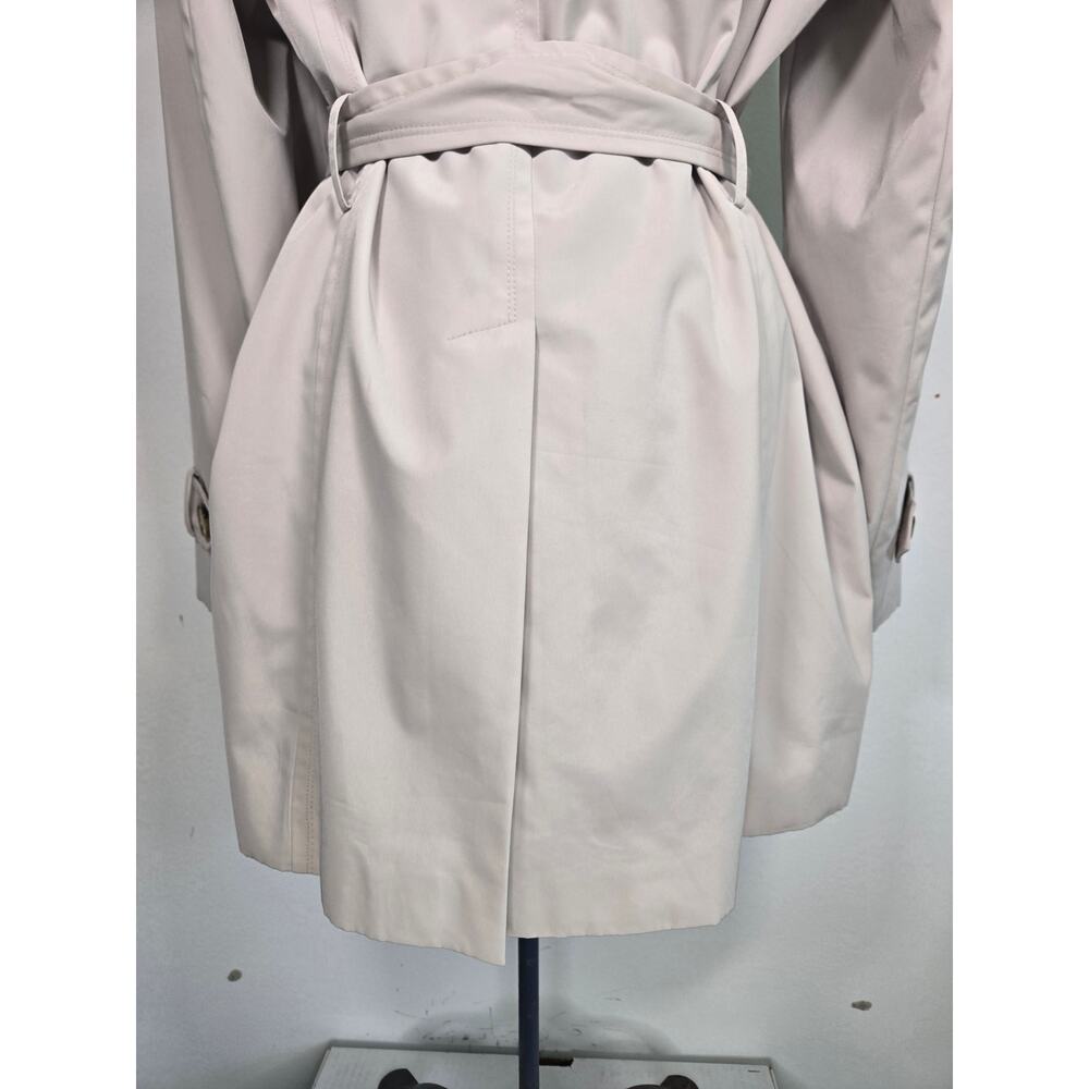 London Fog Women's Water Resistant Belted Cream Color Trench Coat. Size Medium - Picture 11 of 13